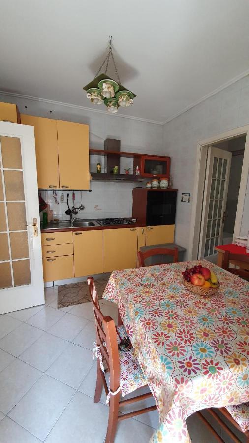 Casa Rosi Nel Cuore Di Napoli Apartment Exterior foto