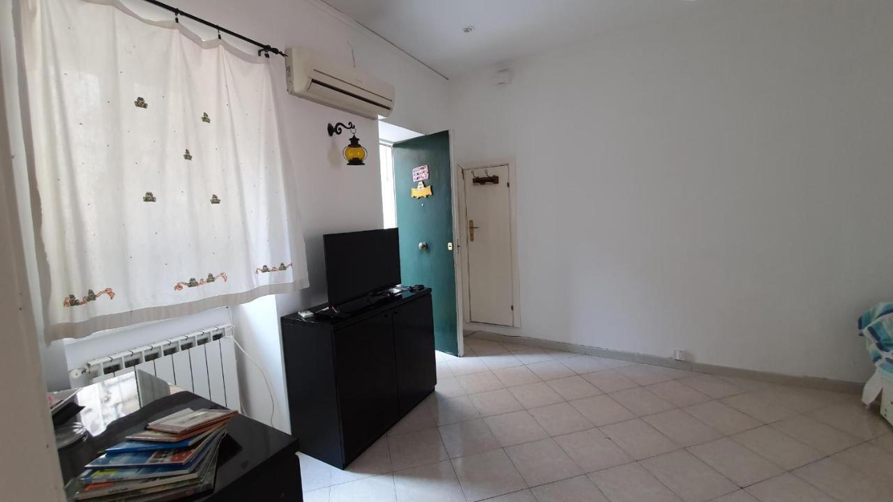 Casa Rosi Nel Cuore Di Napoli Apartment Exterior foto