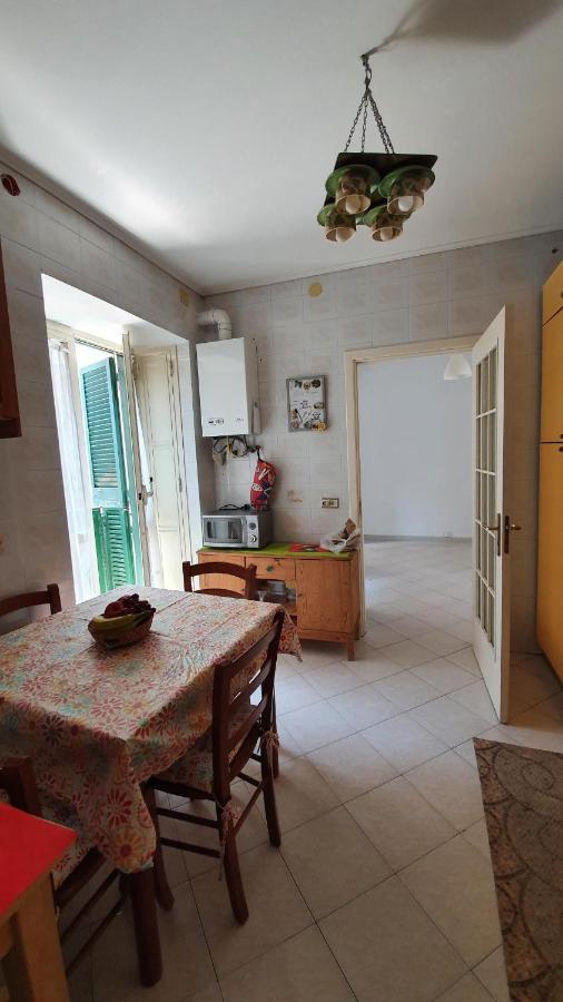 Casa Rosi Nel Cuore Di Napoli Apartment Exterior foto
