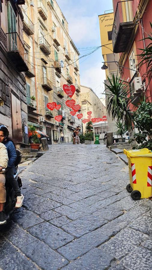 Casa Rosi Nel Cuore Di Napoli Apartment Exterior foto