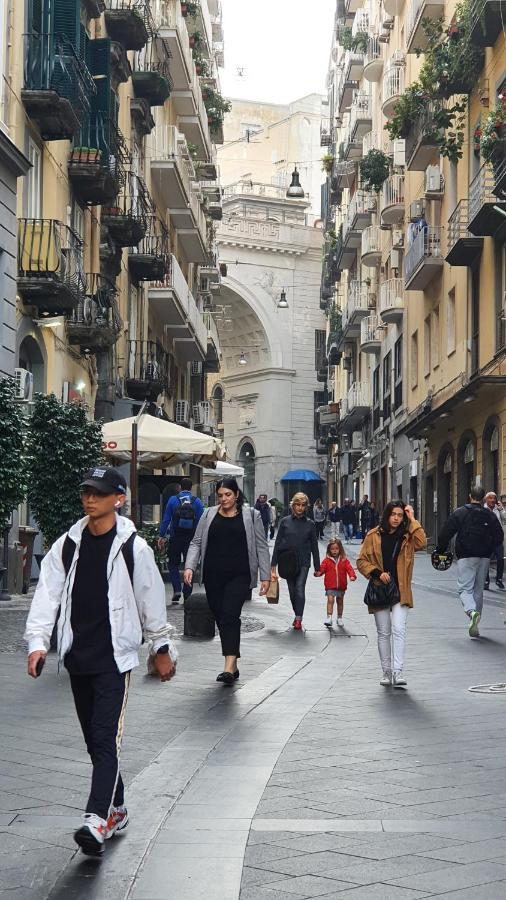 Casa Rosi Nel Cuore Di Napoli Apartment Exterior foto